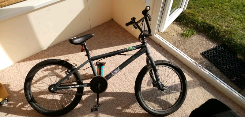 rocker bmx halfords